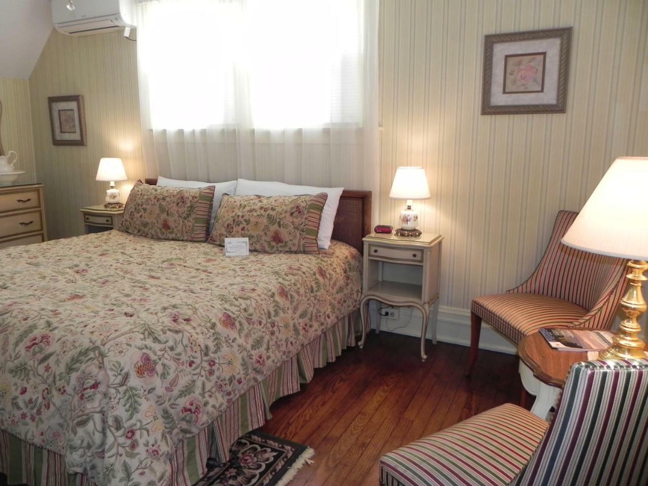 Vine Cottage Inn Hot Springs Exterior photo